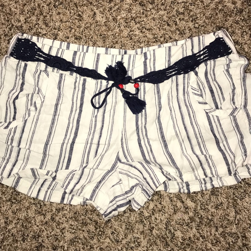 B-26 Striped shorts